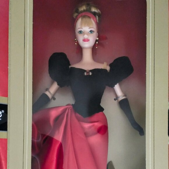 Avon Winter Splendor Barbie Doll Special Edition #19357 - Picture 1 of 3